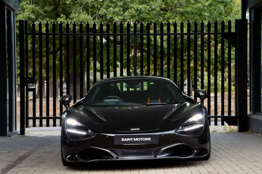 Vehicle Image - 1