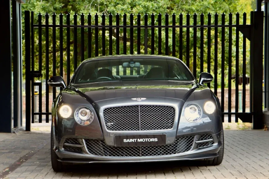 Vehicle Image - 1