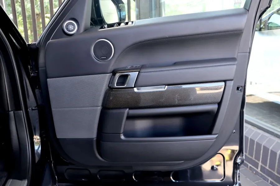 Vehicle Image - 2