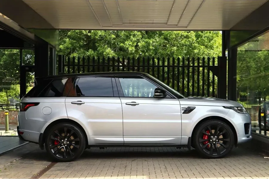 Vehicle Image - 3