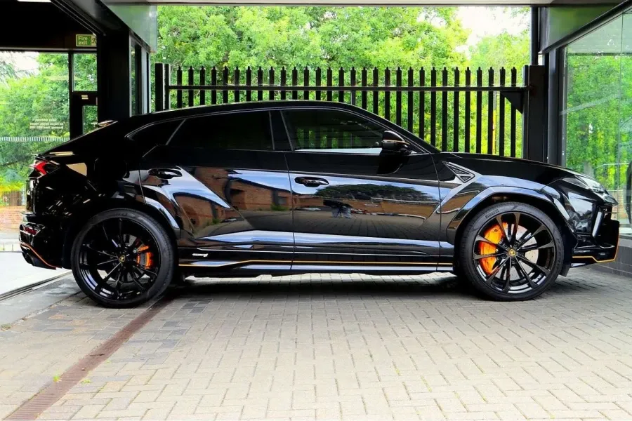 Vehicle Image - 3
