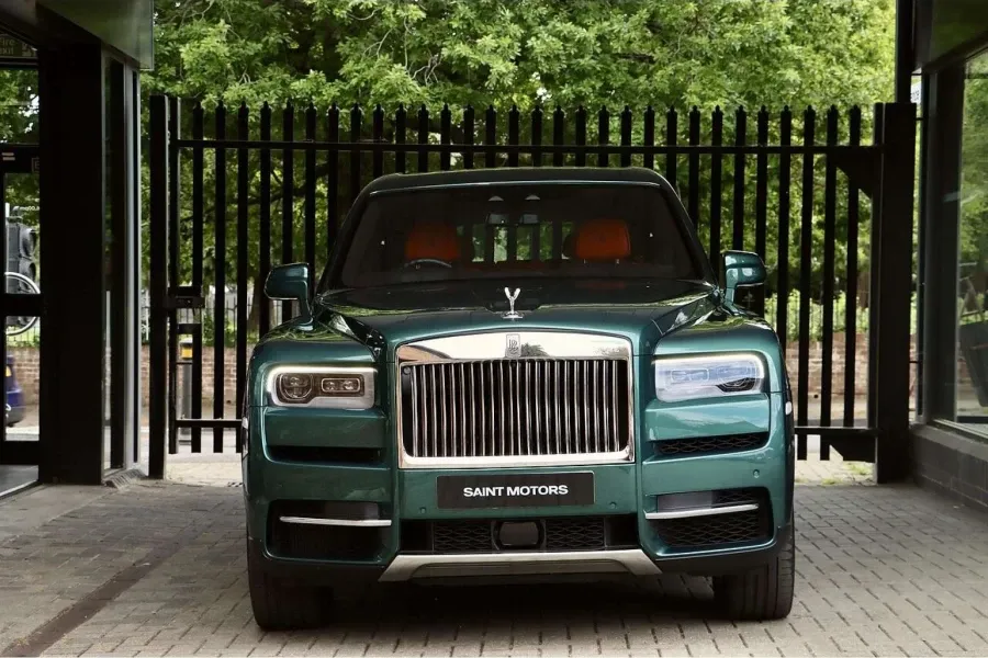 Vehicle Image - 2