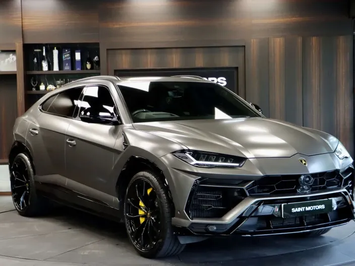 Lamborghini Urus Listing Image