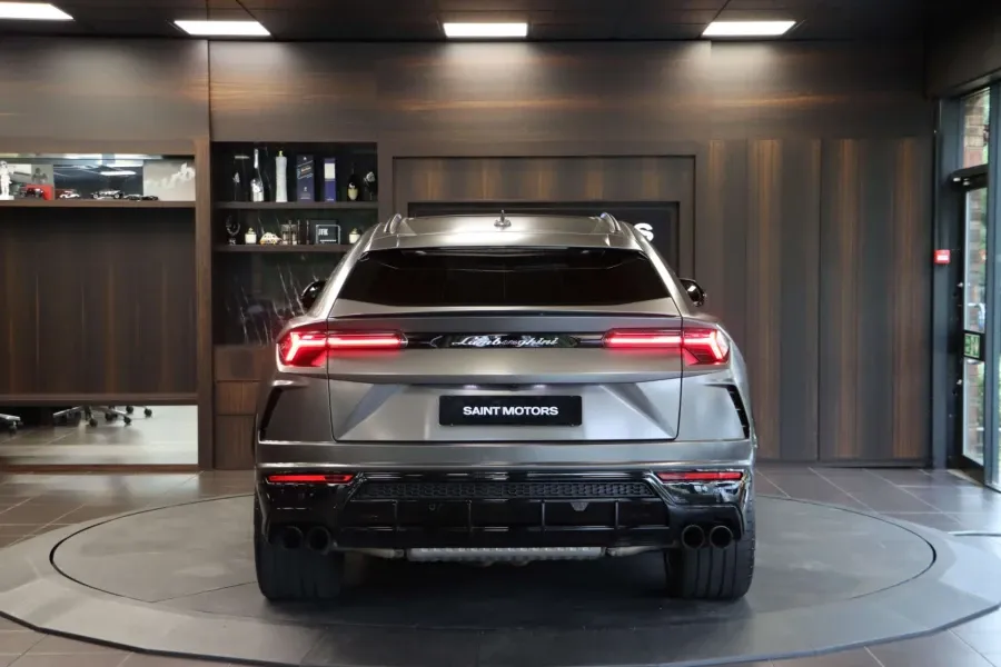 Vehicle Image - 2