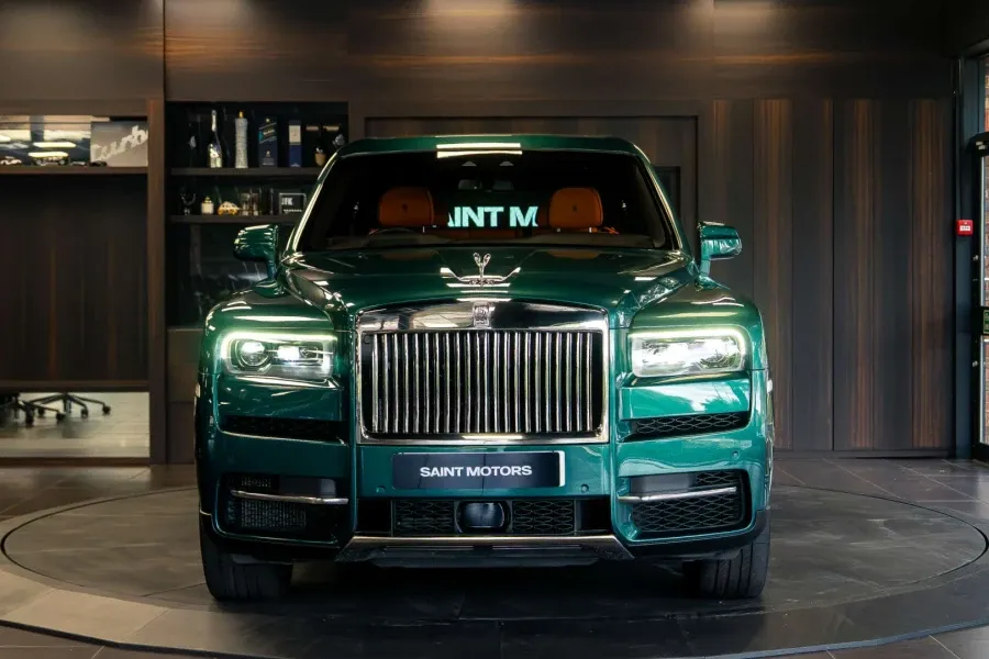 Vehicle Image - 2